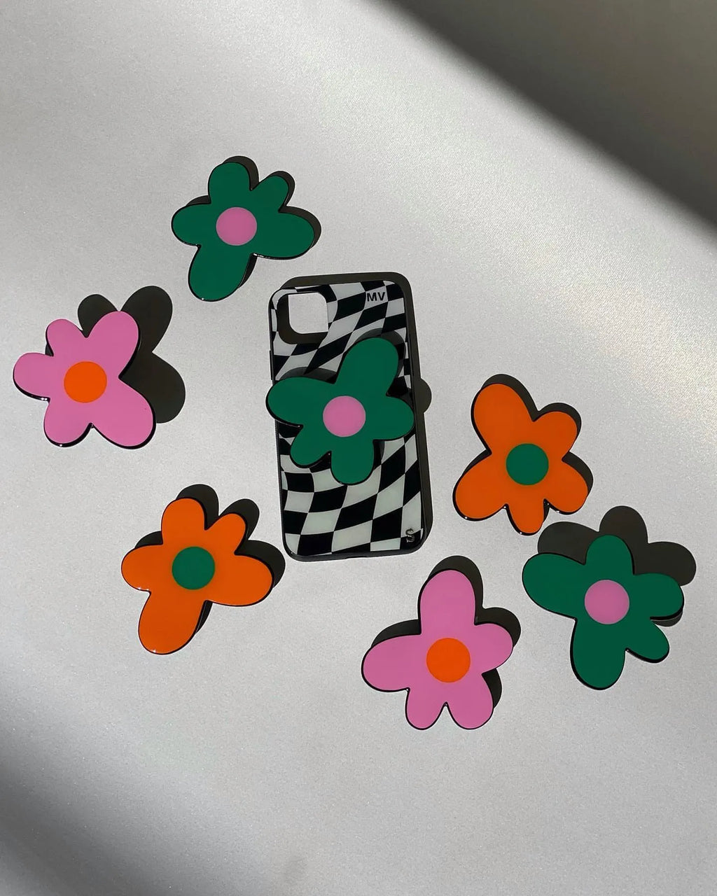 Trippy Bloom Green Case